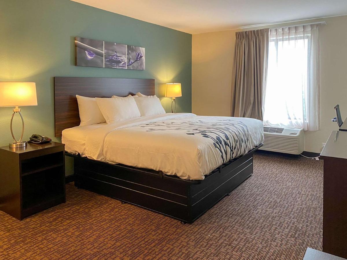 Sleep Inn Greensboro - Coliseum Area Экстерьер фото