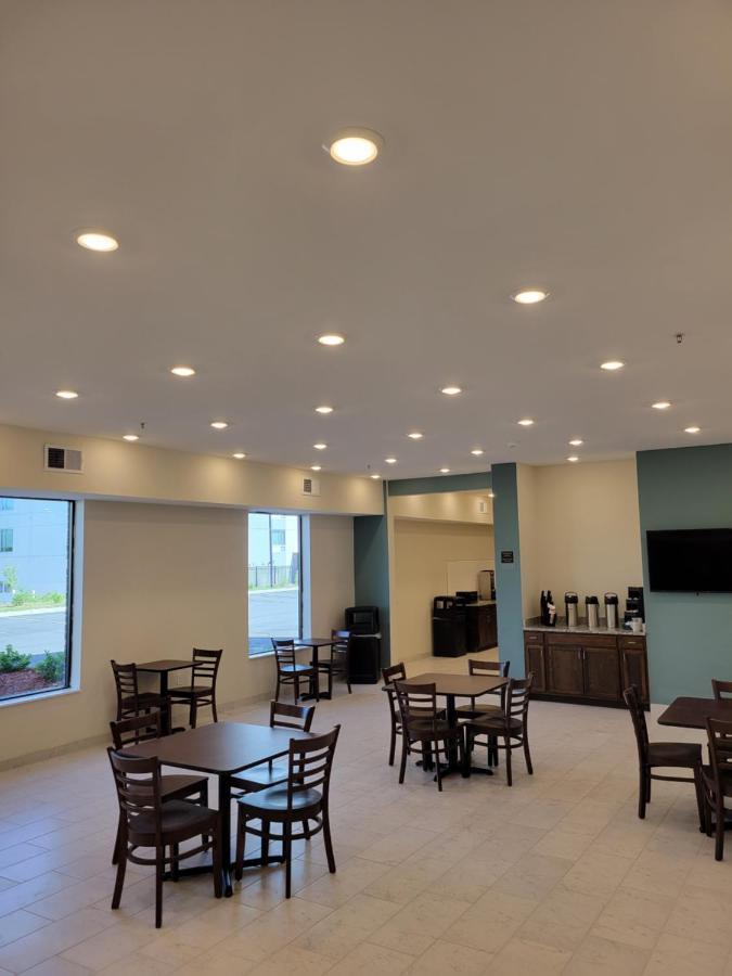 Sleep Inn Greensboro - Coliseum Area Экстерьер фото