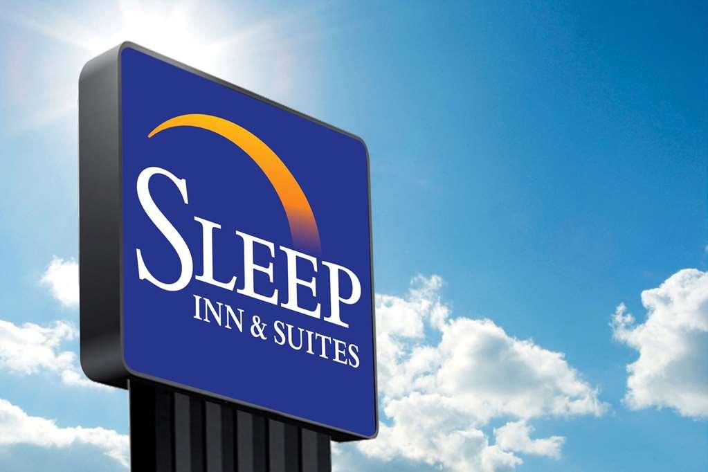 Sleep Inn Greensboro - Coliseum Area Экстерьер фото